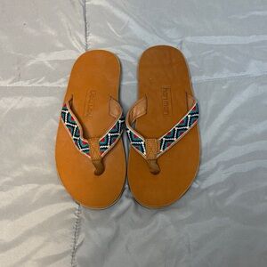 Harimari Tan Navy Turquoise and Scarlet Sandals